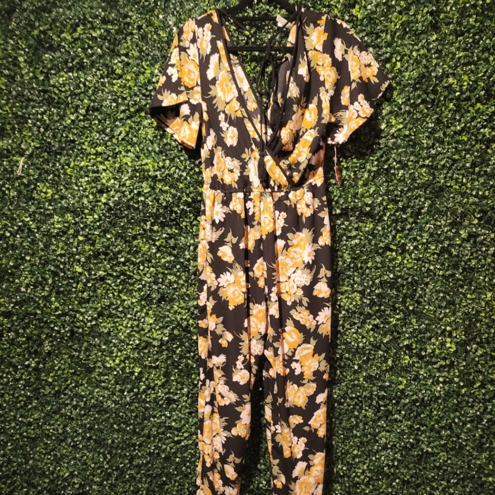 Summer romper size M